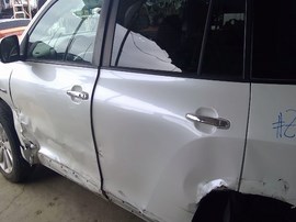 2010 TOYOTA HIGHLANDER, WHITE, HYBRID, 3.3L, AT AWD.  Z25200